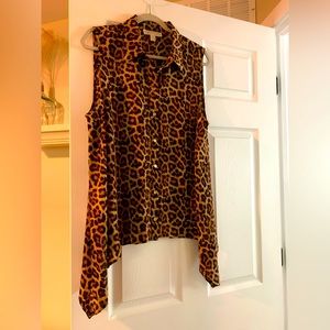 Ladies Michael Kors leopard / cheetah sleeveless shirt / vest. Size XL FALL